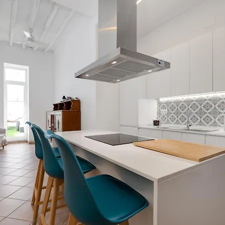 Hb - Luxury Boutique Mercado